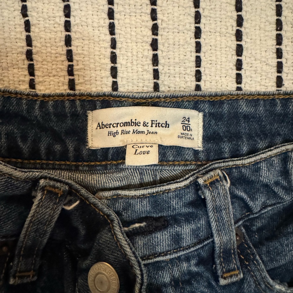 Abercrombie & Fitch Curve Love Jeans in Blue